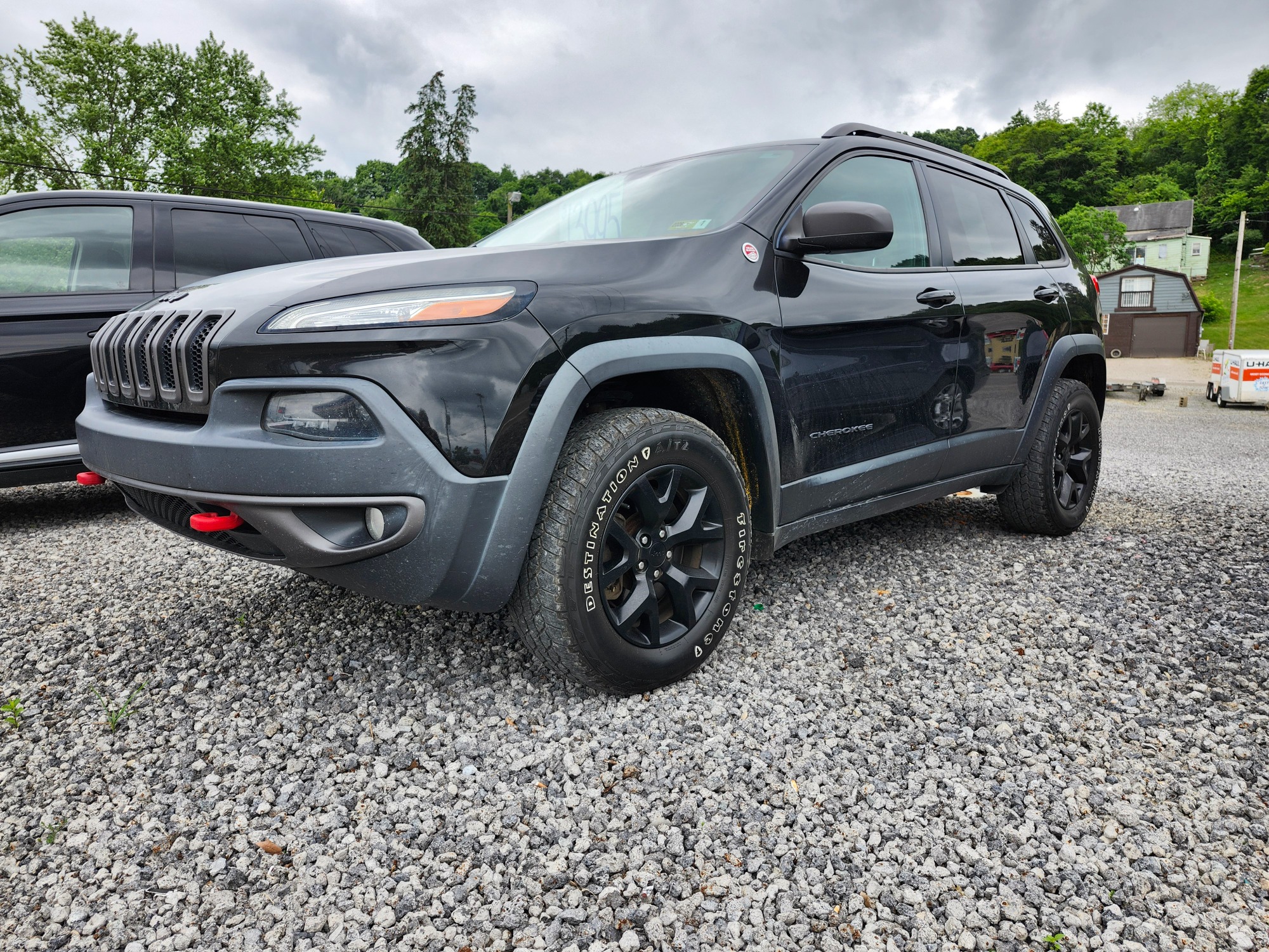 photo of 2016 Jeep Cherokee Trailhawk 4WD