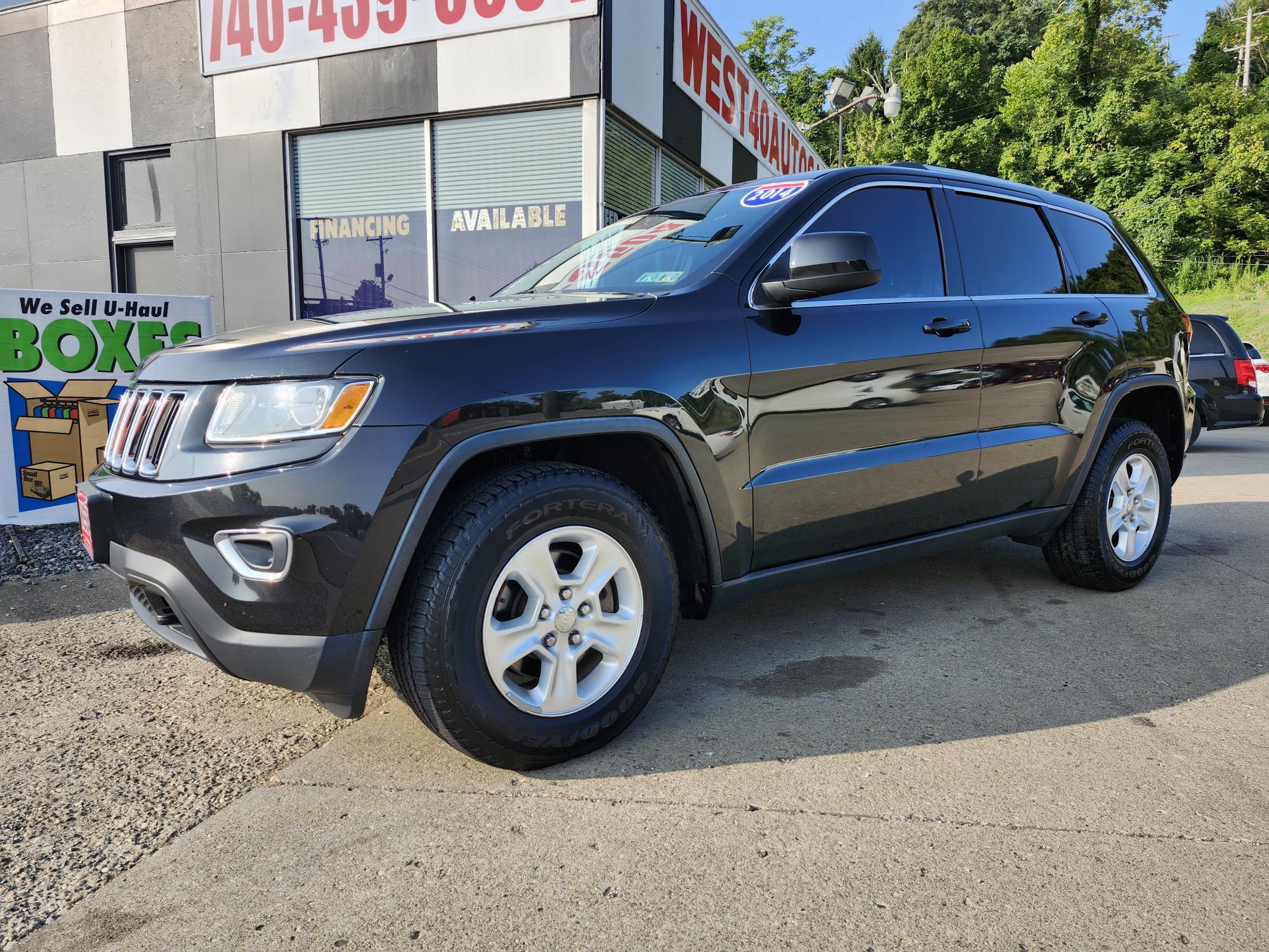 photo of 2014 Jeep Grand Cherokee Laredo 4WD