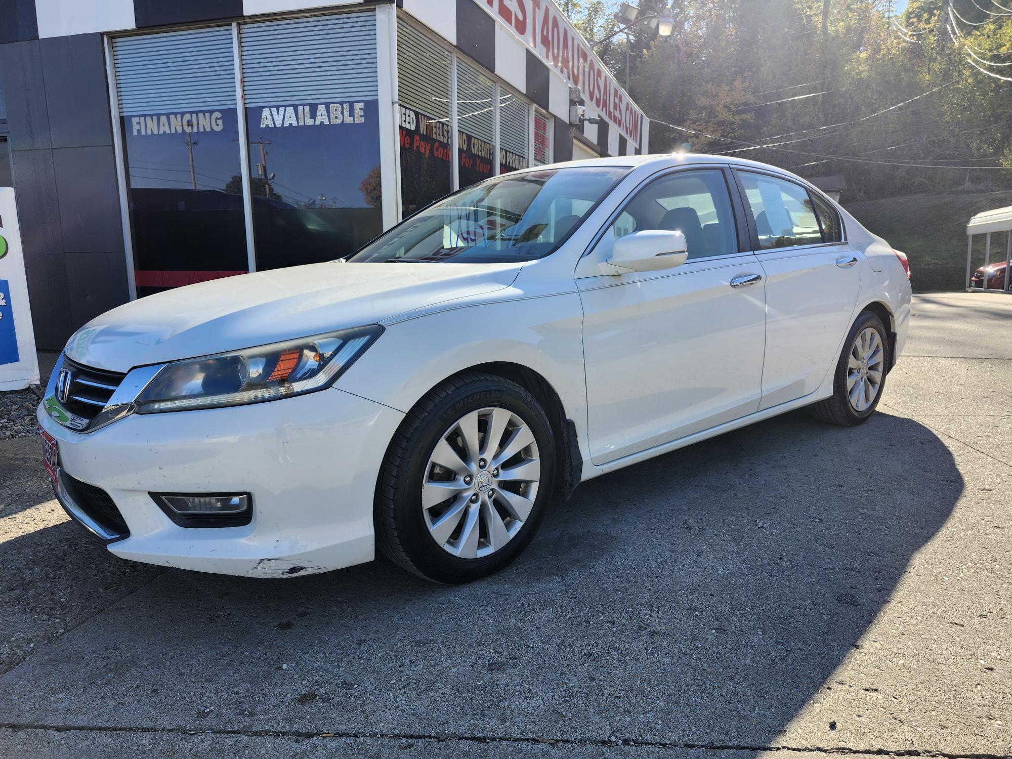 photo of 2013 Honda Accord EX-L Sedan CVT