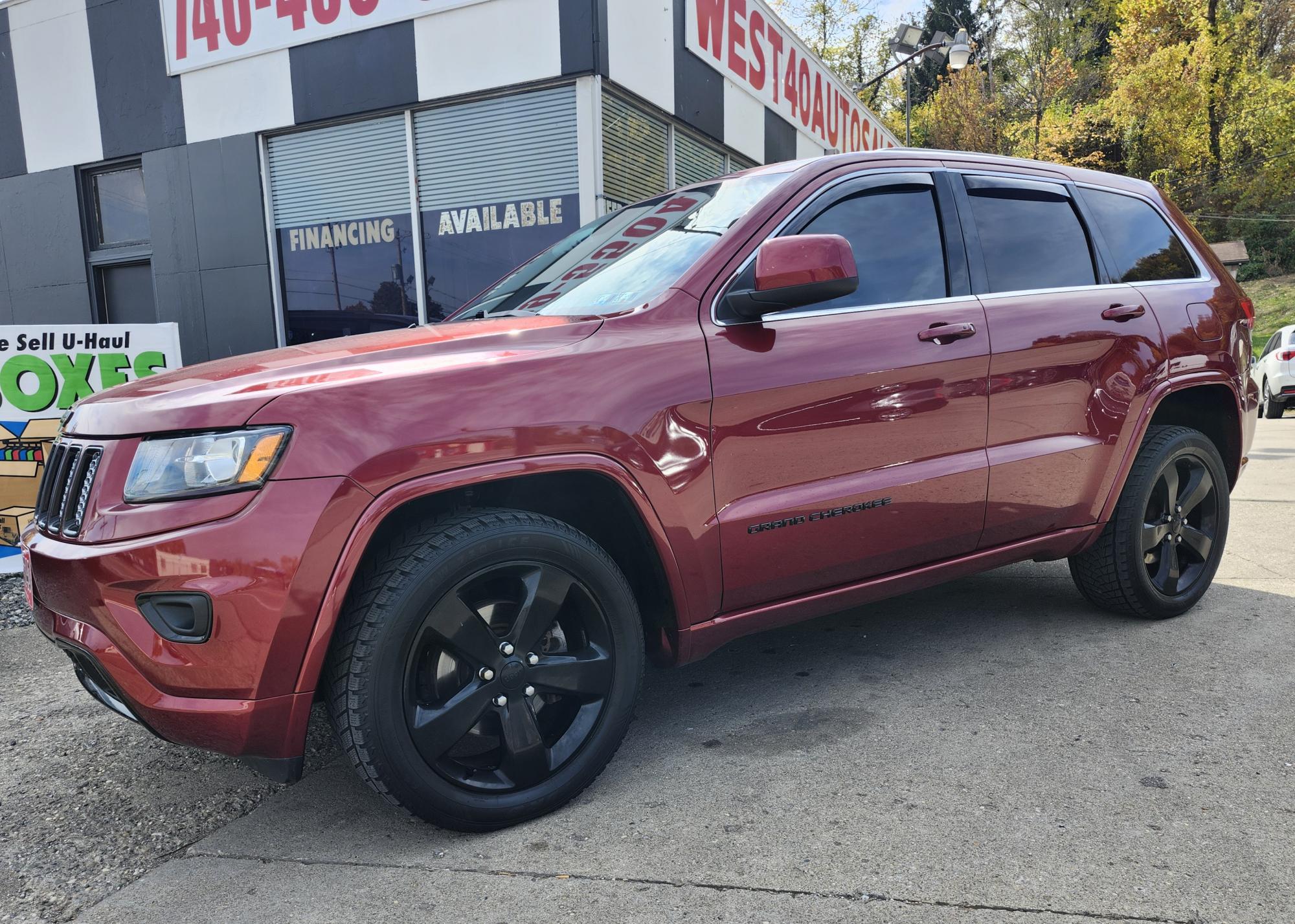 photo of 2015 Jeep Grand Cherokee Laredo 4WD