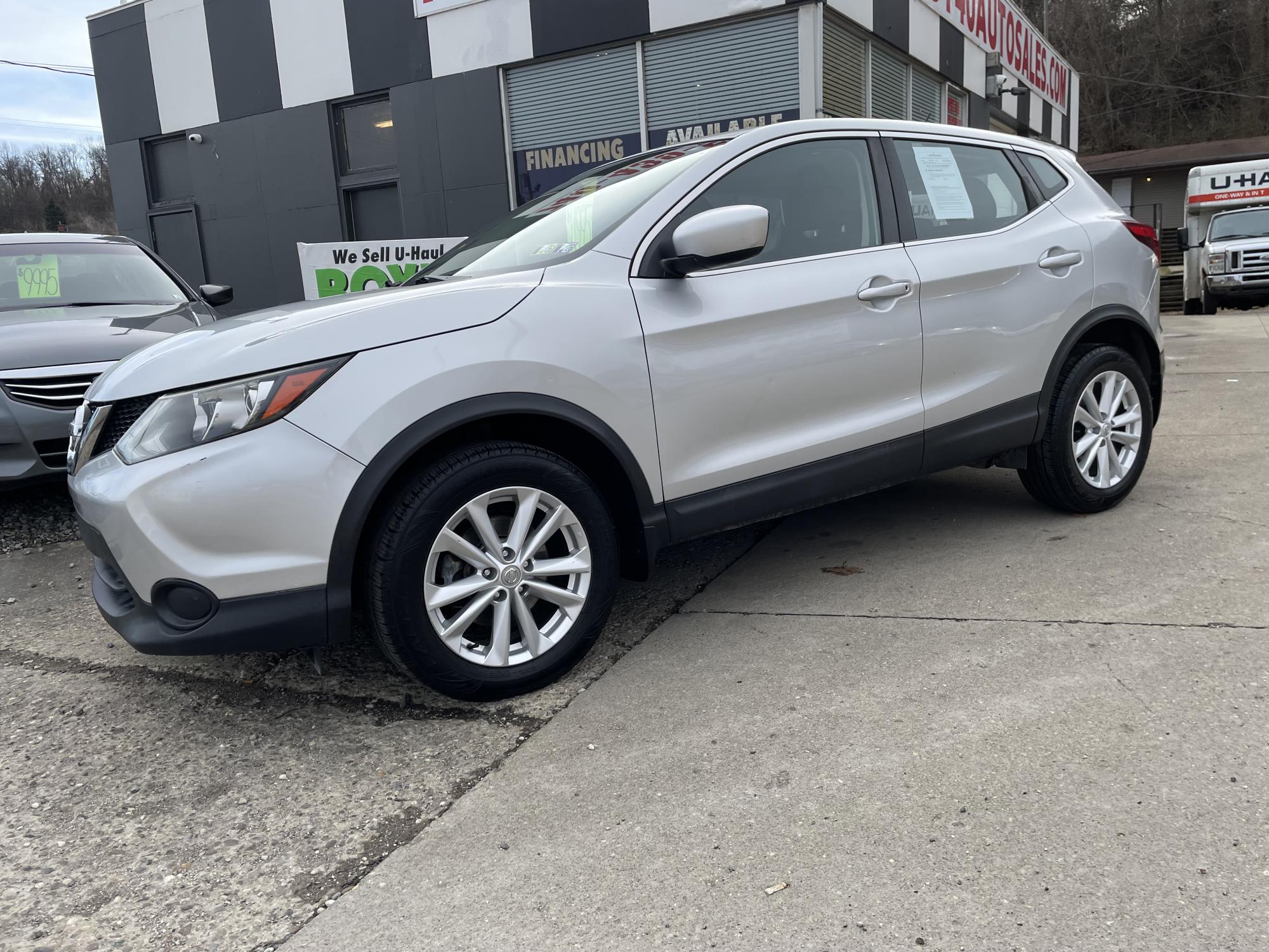 photo of 2017 Nissan Rogue Sport SL AWD