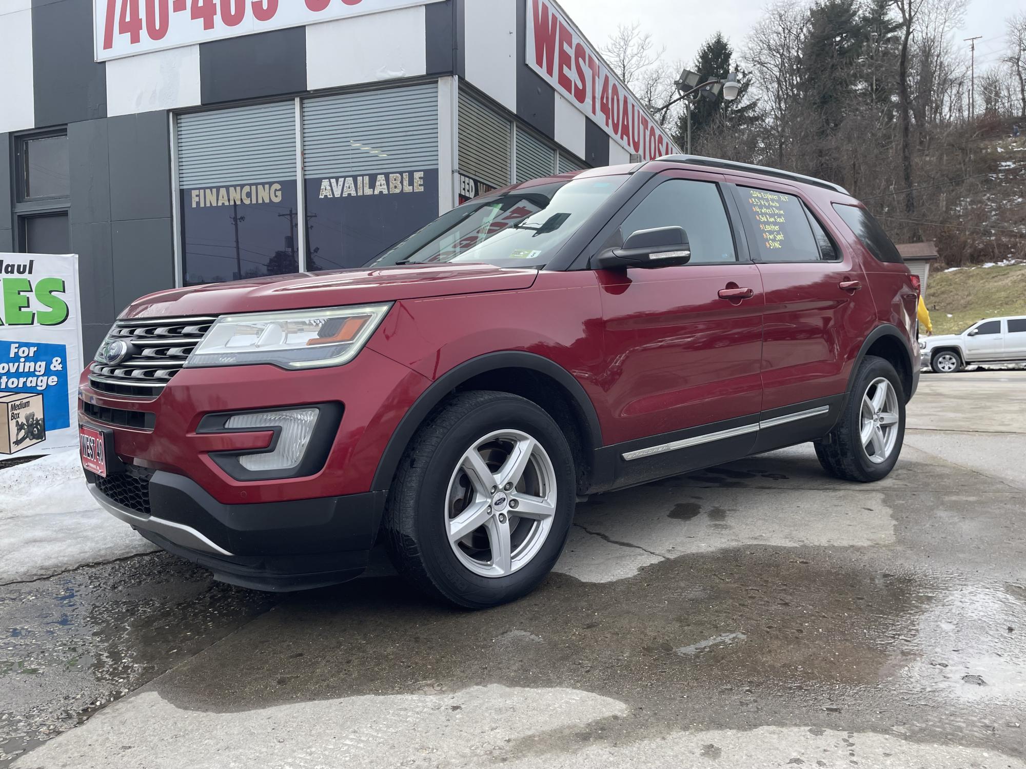 photo of 2016 Ford Explorer XLT 4WD