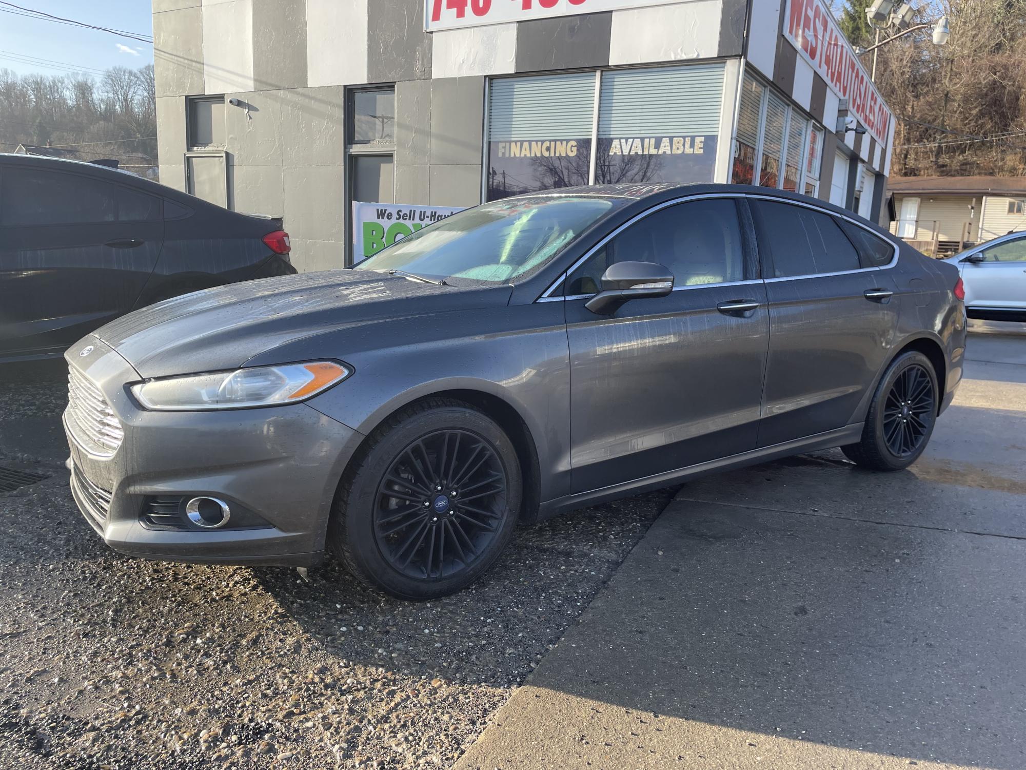 photo of 2016 Ford Fusion SE