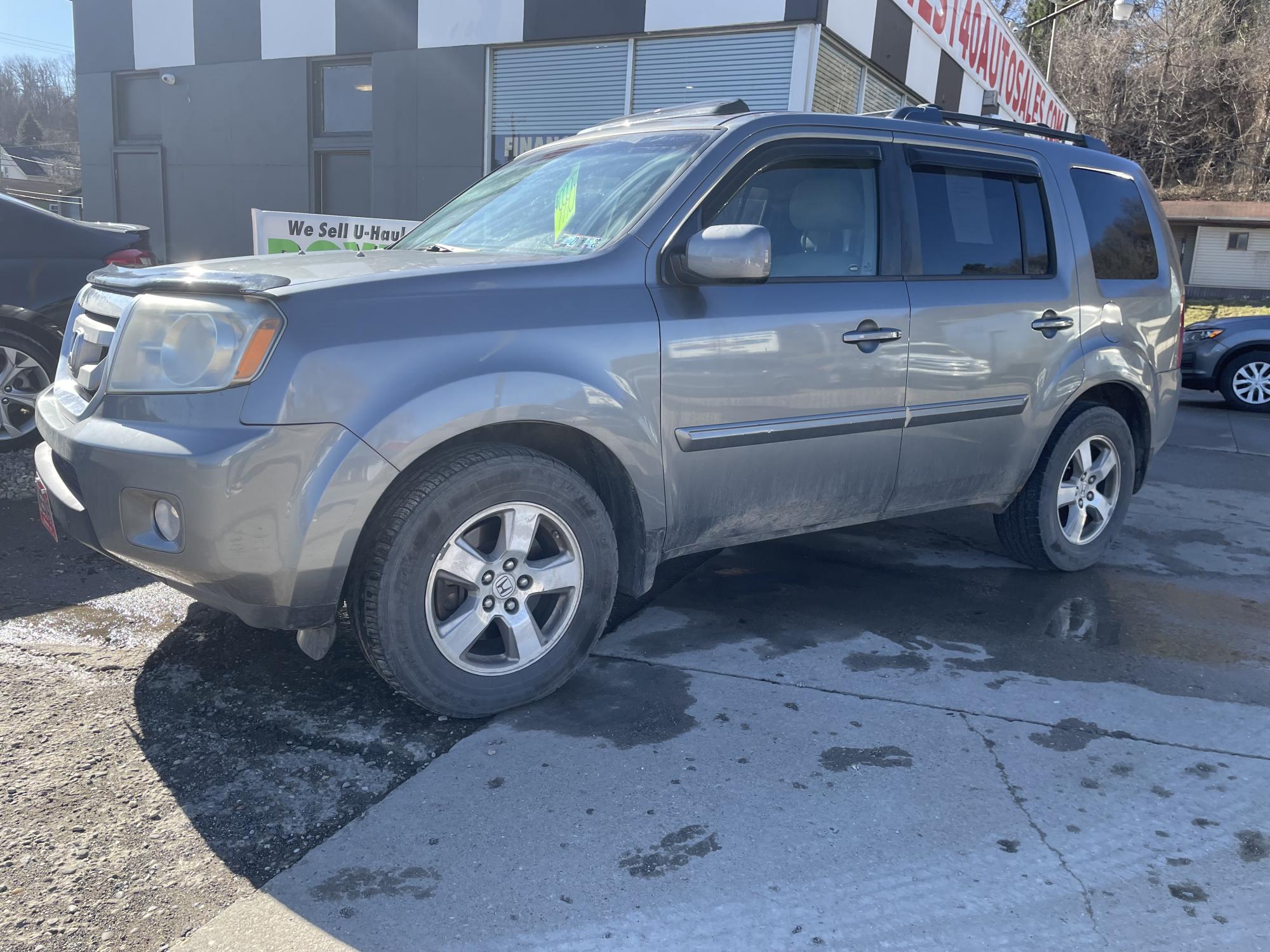 photo of 2009 Honda Pilot EX-L 4WD with RES