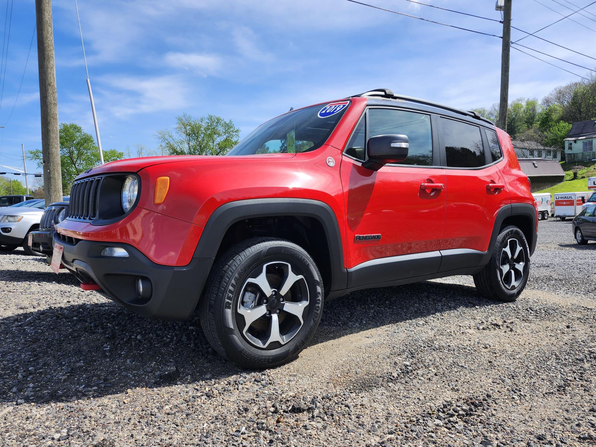 photo of 2019 Jeep Renegade Trailhawk 4WD