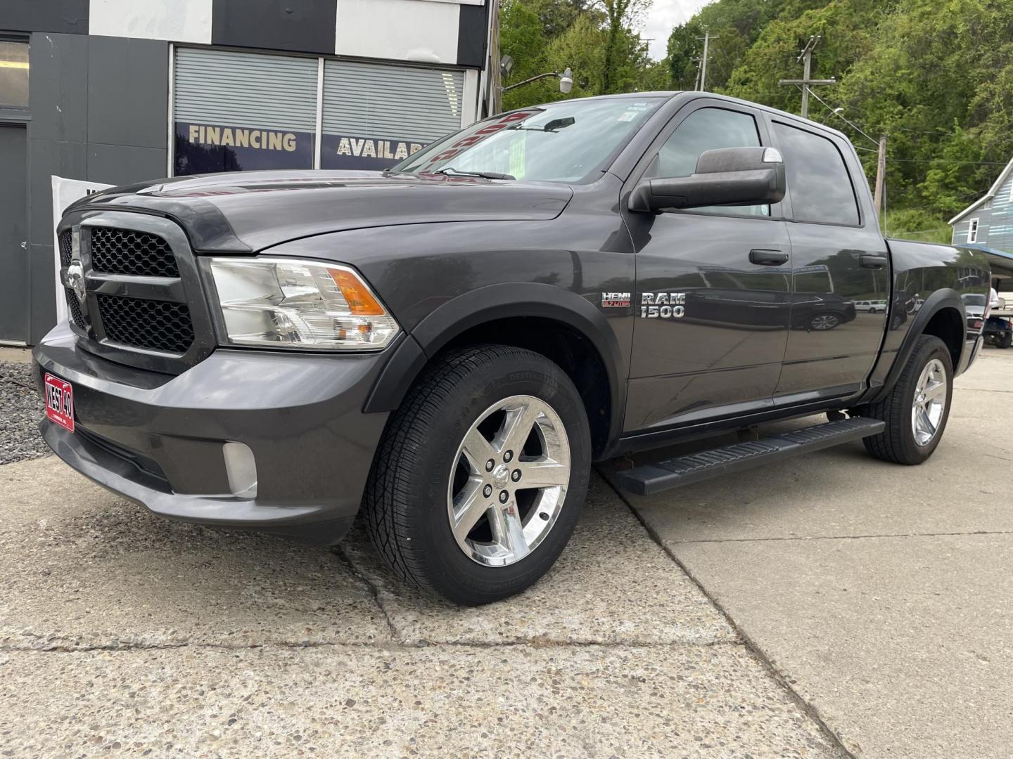 2014 RAM 1500 Express 4x4 Crew Cab's photo
