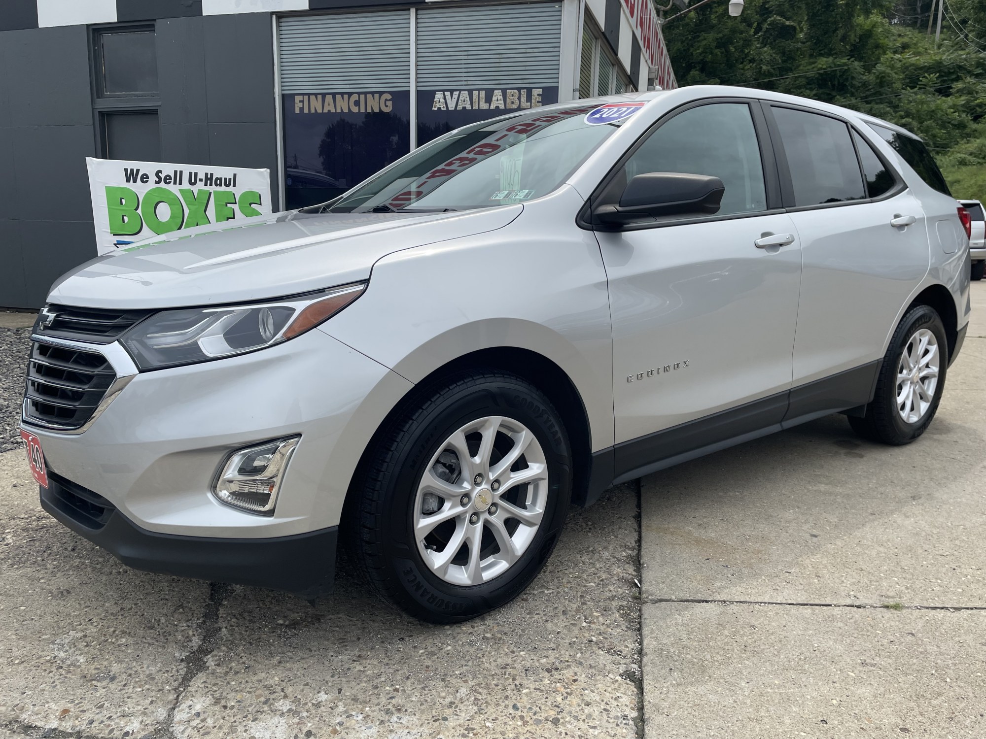 photo of 2021 Chevrolet Equinox LS 2WD