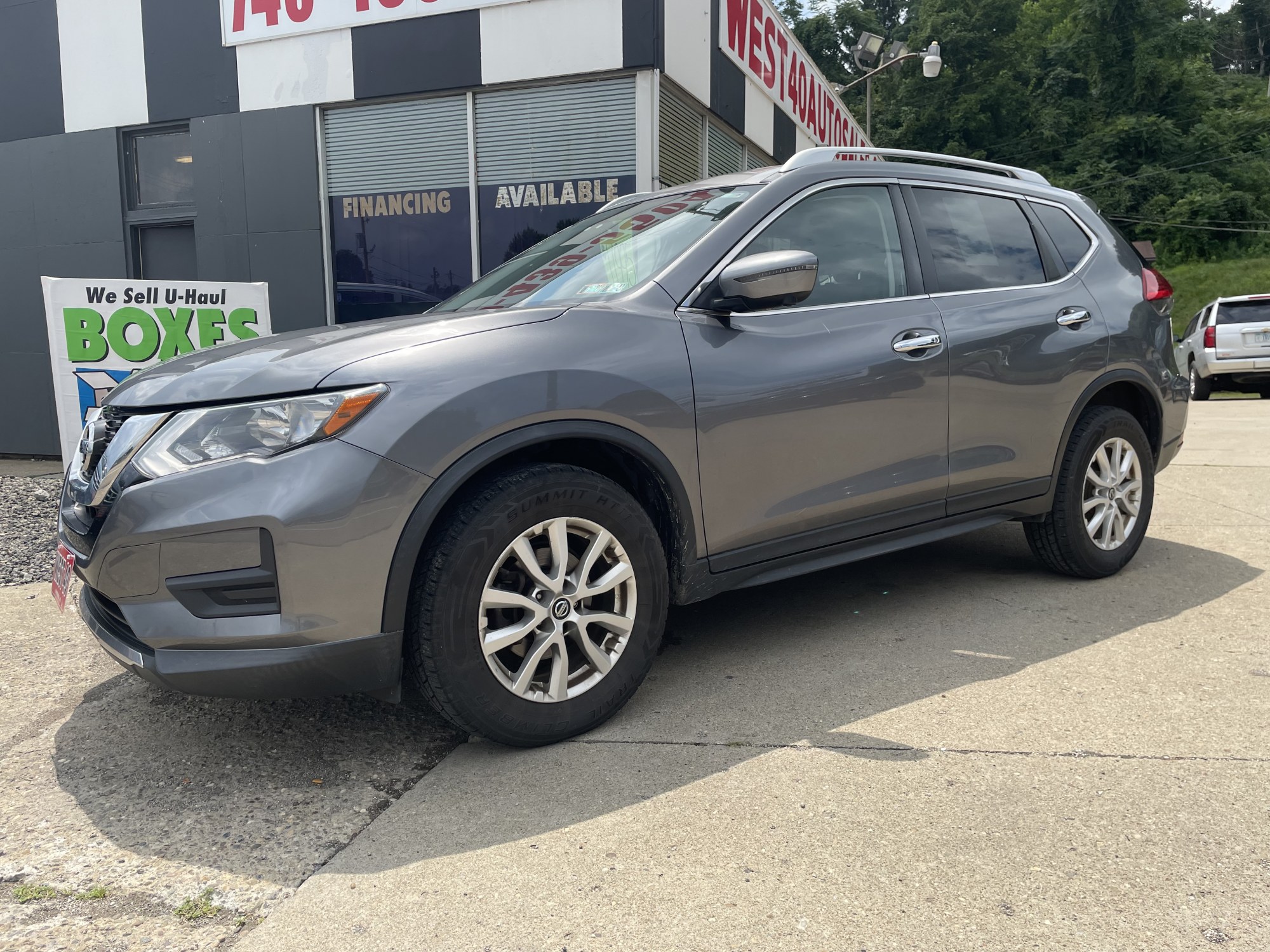 photo of 2017 Nissan Rogue S AWD