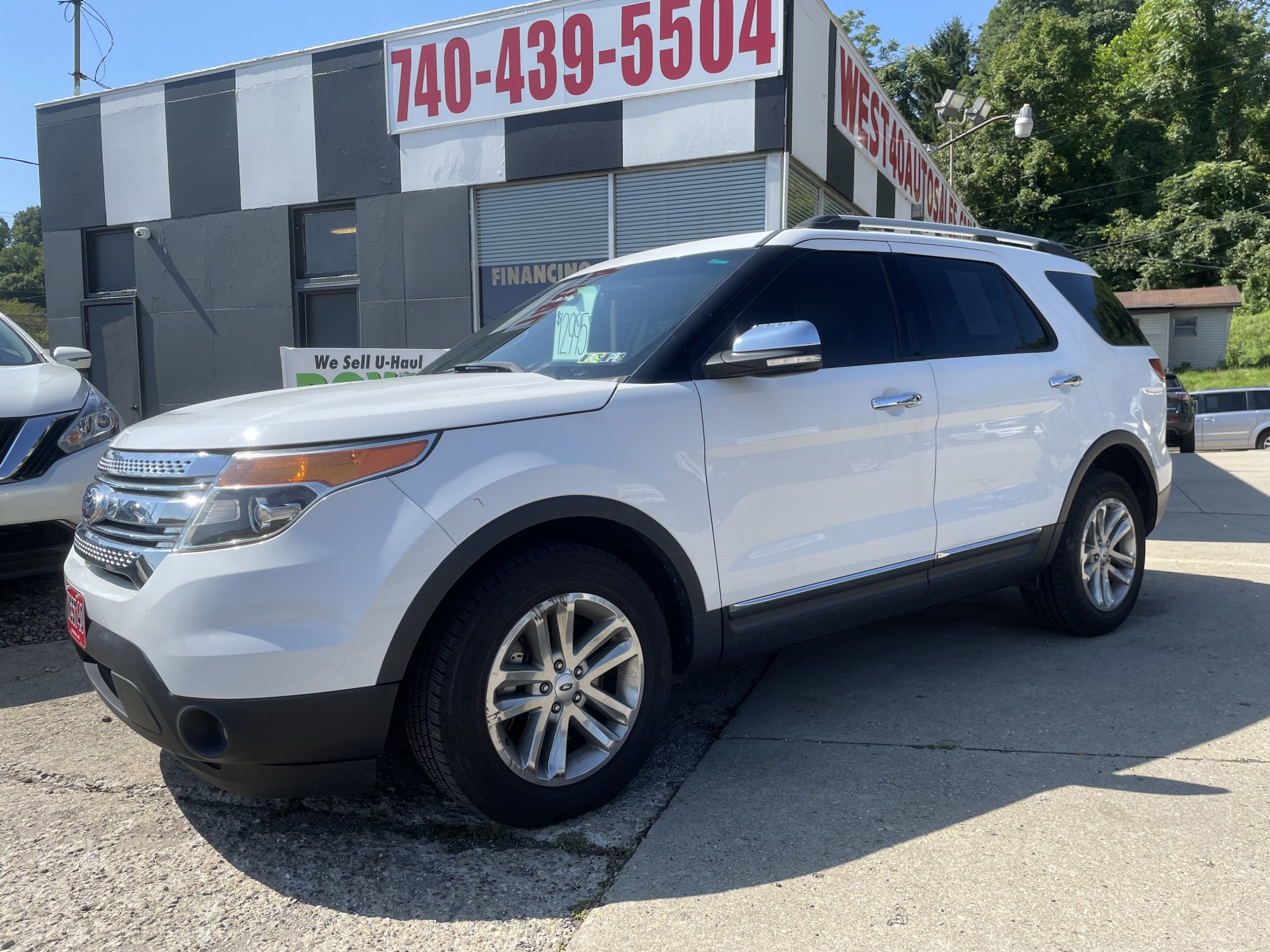 photo of 2015 Ford Explorer XLT 4WD